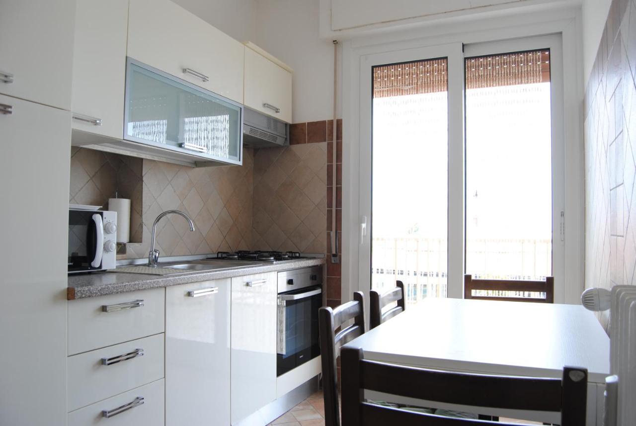 Gaiavacanze Beach Apartment Bordighera Exterior foto