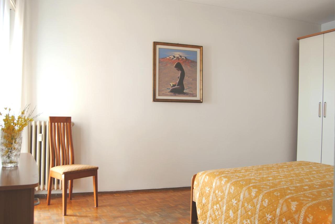 Gaiavacanze Beach Apartment Bordighera Exterior foto